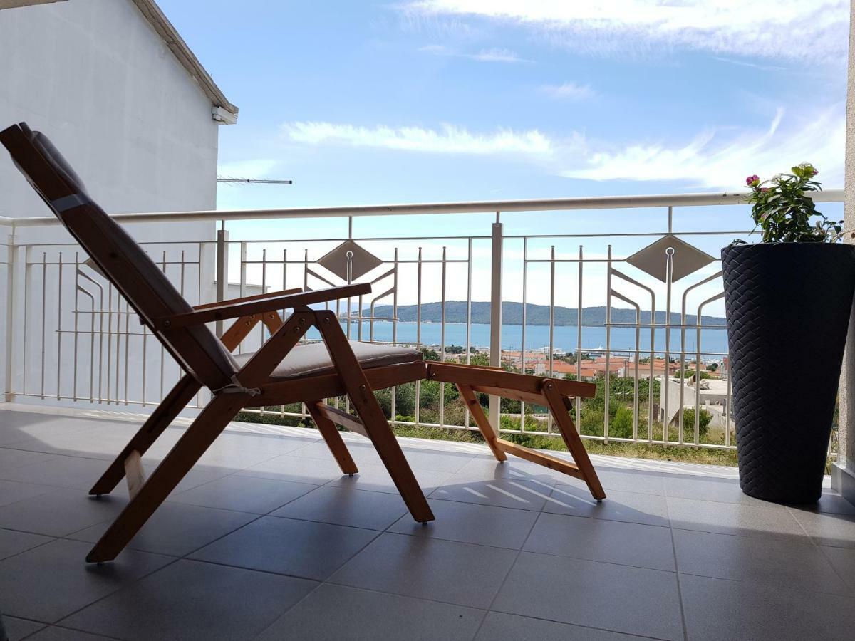 Apartman Niko Kaštela Exteriör bild